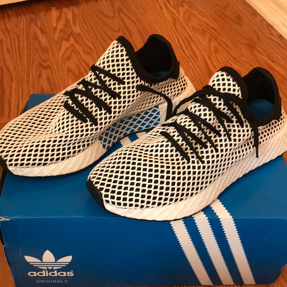 Adidas Deerupt Runner